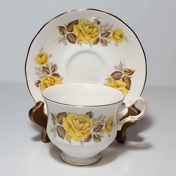 Queen Anne Teacup and Saucer Yellow Roses Vintage - Picture 4 of 7